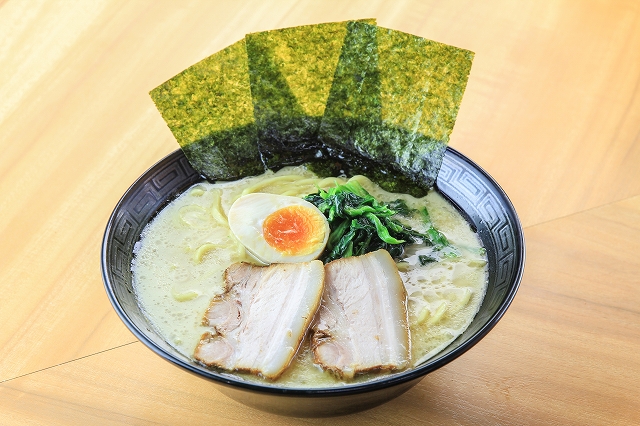 とんこつ塩ラーメン